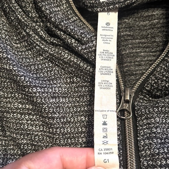 LULULEMON Daily Yoga Coco Pique Black Jacket Women’s, Size 6 - Picture 7 of 15